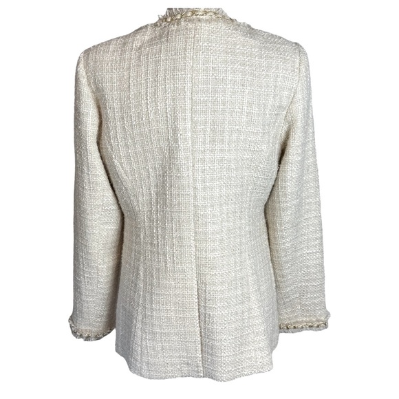 Boston Proper blazer jacket  size 12 cream tweed  w/pockets gold chain boarder - Picture 2 of 8